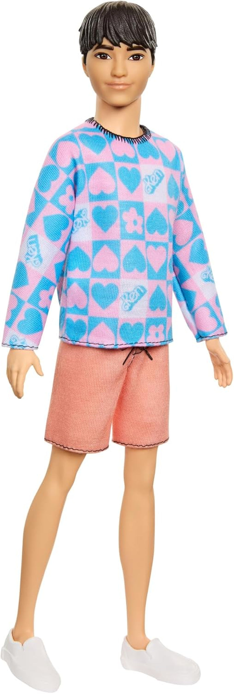 Barbie Fashionistas Ken Doll nr. 219 cu corp subțire și cămașă cu mânecă lungă cu model detașabil în roz și albastru și pantaloni scurți roz, HRH24 Papusi Naty Shop