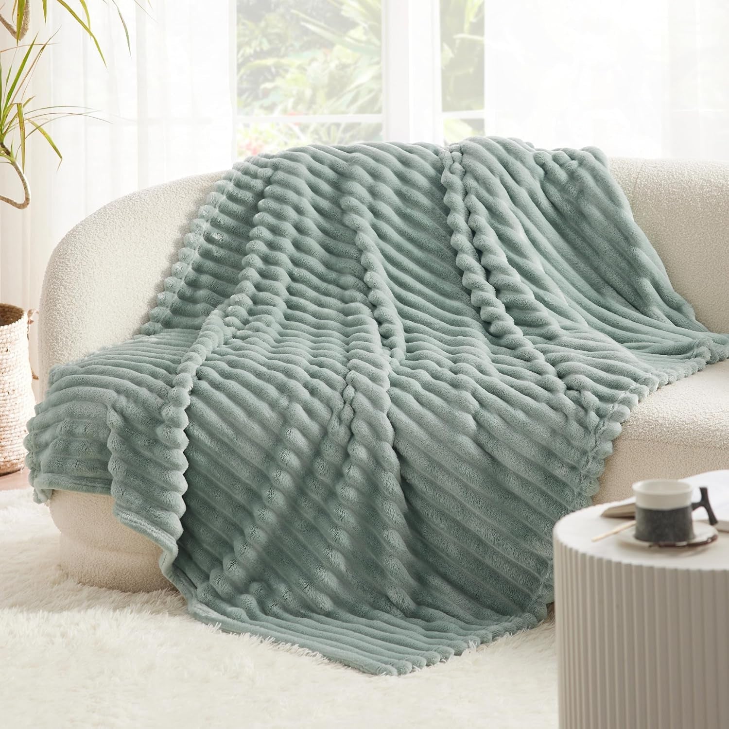 BEDSURE Sage Green Fleece tæppe til sofa - Super bløde hyggelige tæpper til kvinder, sødt lille tæppe til piger, 127 X 152 Cm senge og tæpper Beuche den BEDSURE-Store