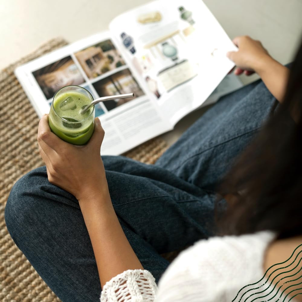 Naturalebio Matcha Ceai pudră bio - Calitate premium - 100G. Ceai verde original din Japonia. Ideal pentru băut. Ceai verde pentru latte, smoothie-uri. Produs în Uji, Kyoto.