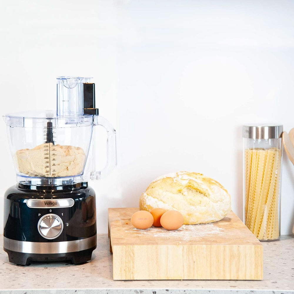 Kom nu! 8-I-1 Küchenmaschine, 3-L-Schüssel, 1,75-L-Mixbehälter, 2 Geschwindigkeitsstufen, Turbo-Funktion, 1000 W, Schwarz/ Silberfarben, VG HA 3001 Mor og barn Naty Shop