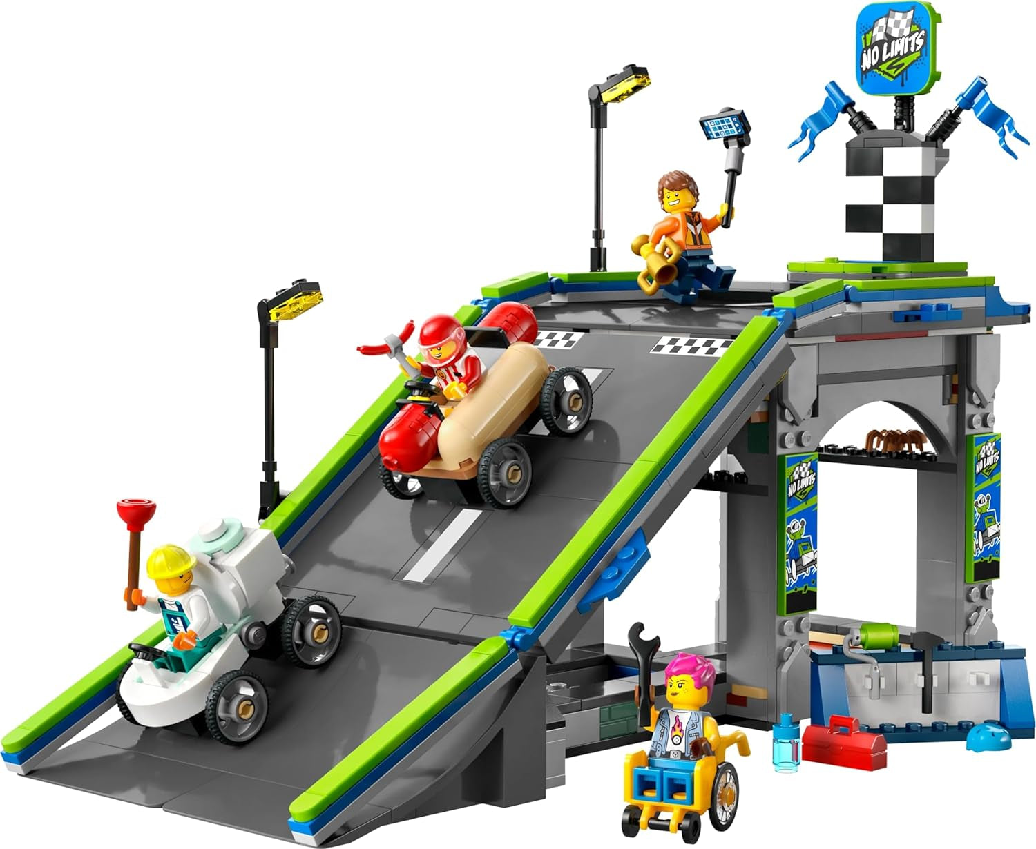 LEGO City No Limits: Sæbekasseløb med rampe - Byggelegetøj til drenge og piger fra 6 år - Sæt med 2 sæbekasser og 4 Racer-minifigurer - Gaveidé til børn 60460 Byggesæt Besuche den LEGO-Store