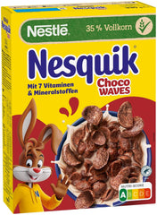 Nestlé Choco Waves, sprød bølgeformet chokolademorgenmad (33 % fuldkornsindhold), 1 pakke (1 x 330 g)