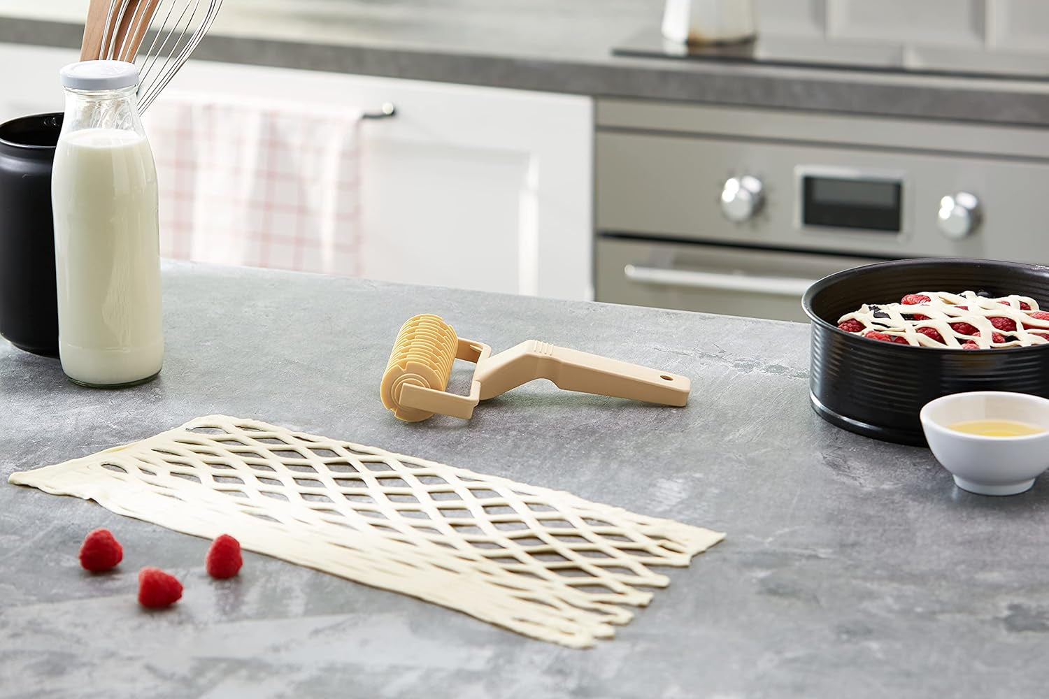 Silikomart | Tortendekoration aus Polycarbonat, Farbe Beige, Maße 115 x 40 x 165 mm