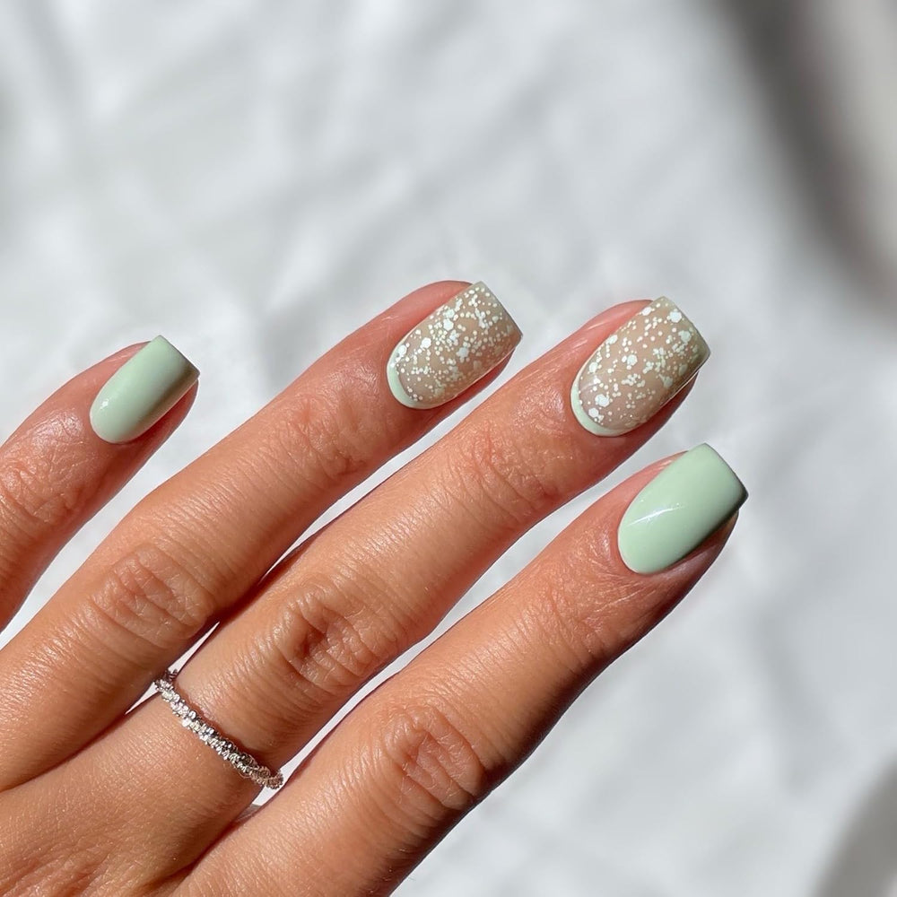 UV neglelak Semilac Hybrid 494 Frosne Pistacienødder 7 ml