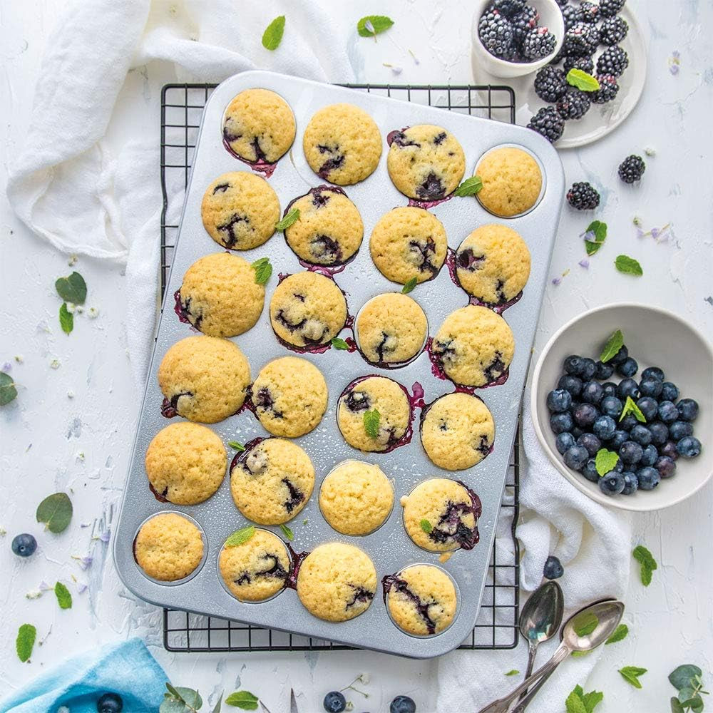 0070035 BAGFORM TIL 24 MINI MUFFINS 38,5 X 26 X 2 H CM Bageforme og plader Naty Shop