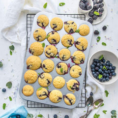 0070035 BAGFORM TIL 24 MINI MUFFINS 38,5 X 26 X 2 H CM Bageforme og plader Naty Shop