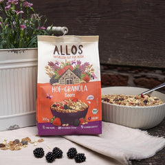 Allos Hof Granola med bær | Økologisk müsli | Müsli med bær | Sprød müsli | Korn til morgenmad | Pakke med 6 (6 x 300 g), 1 stk (pakke med 6)