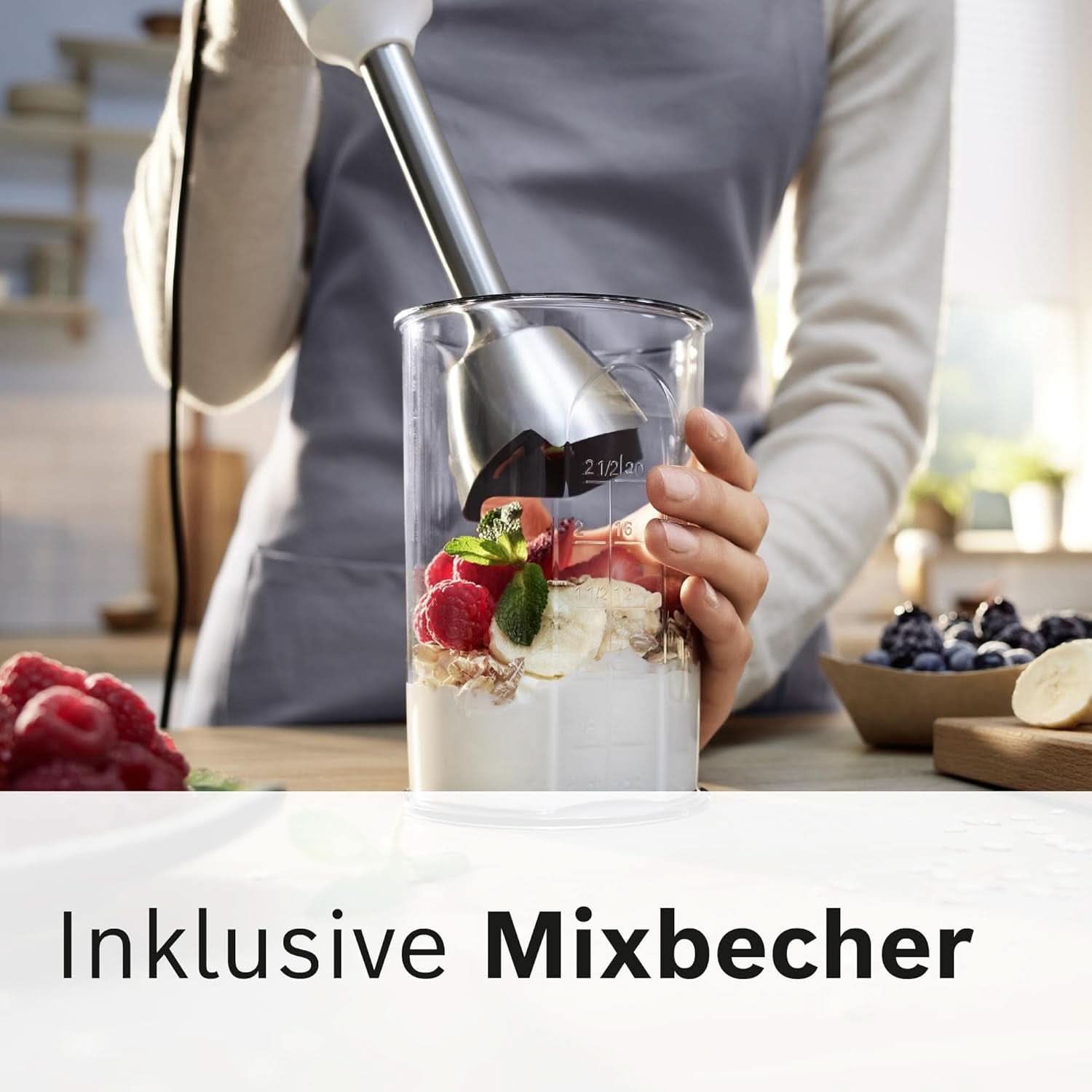 Bosch Stabmixer Ergomaster Serie 4 MSM4W210, Einhändig Bedienbar, Edelstahl-Klingen, Verschleißfreie Keramik-Kupplung, Mixbecher, Quattroblade, Antisplash Funktion, Einschaltsperre, 600 W, Weiß Mother and Child Naty Shop