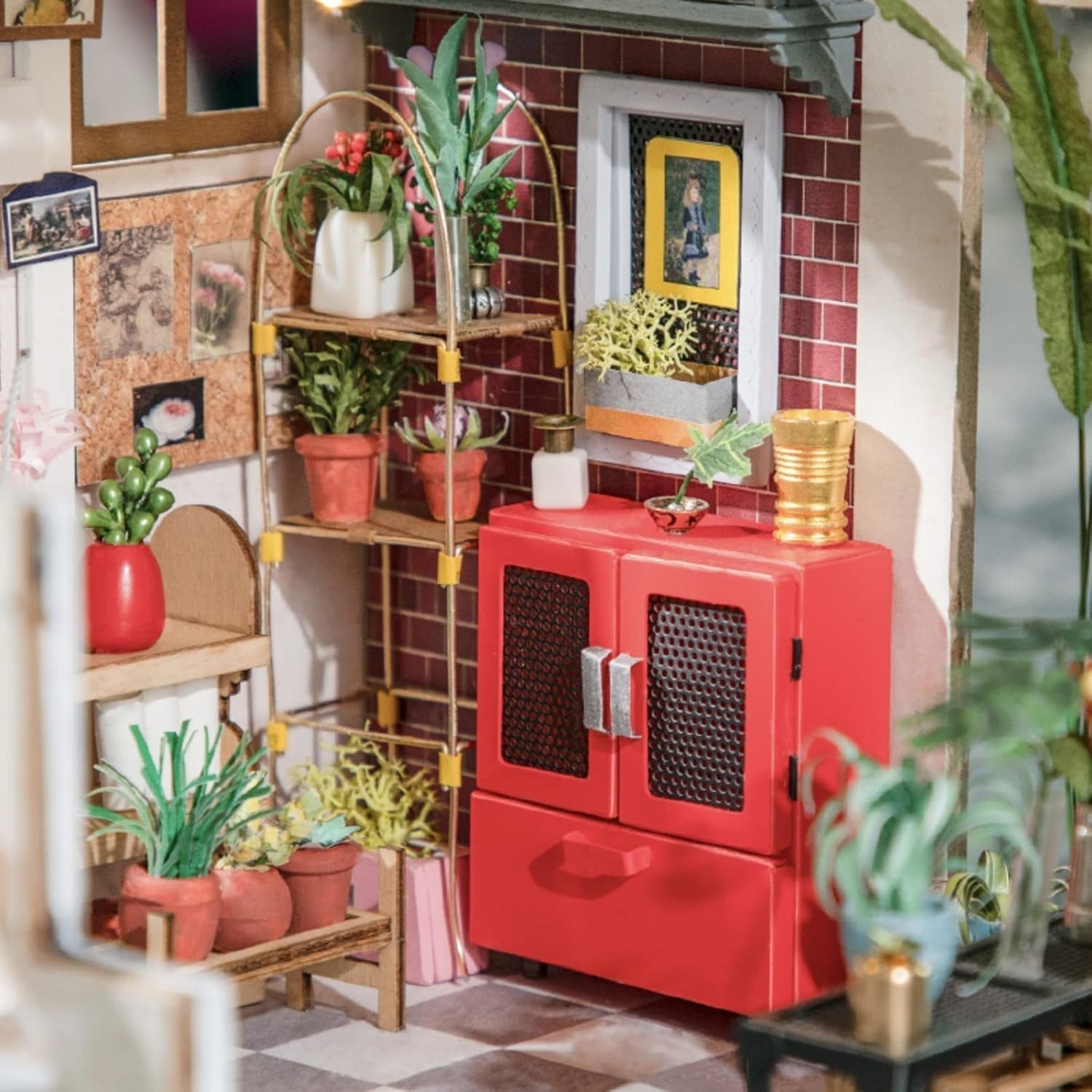 Robotime DG145 Rolife Emily's Flower Shop Miniature Doll's House Fabricat din lemn, metal, tesatura si carton, Dimensiuni: 22 X 15 X 17 Cm, Casute de papusi Naty Shop