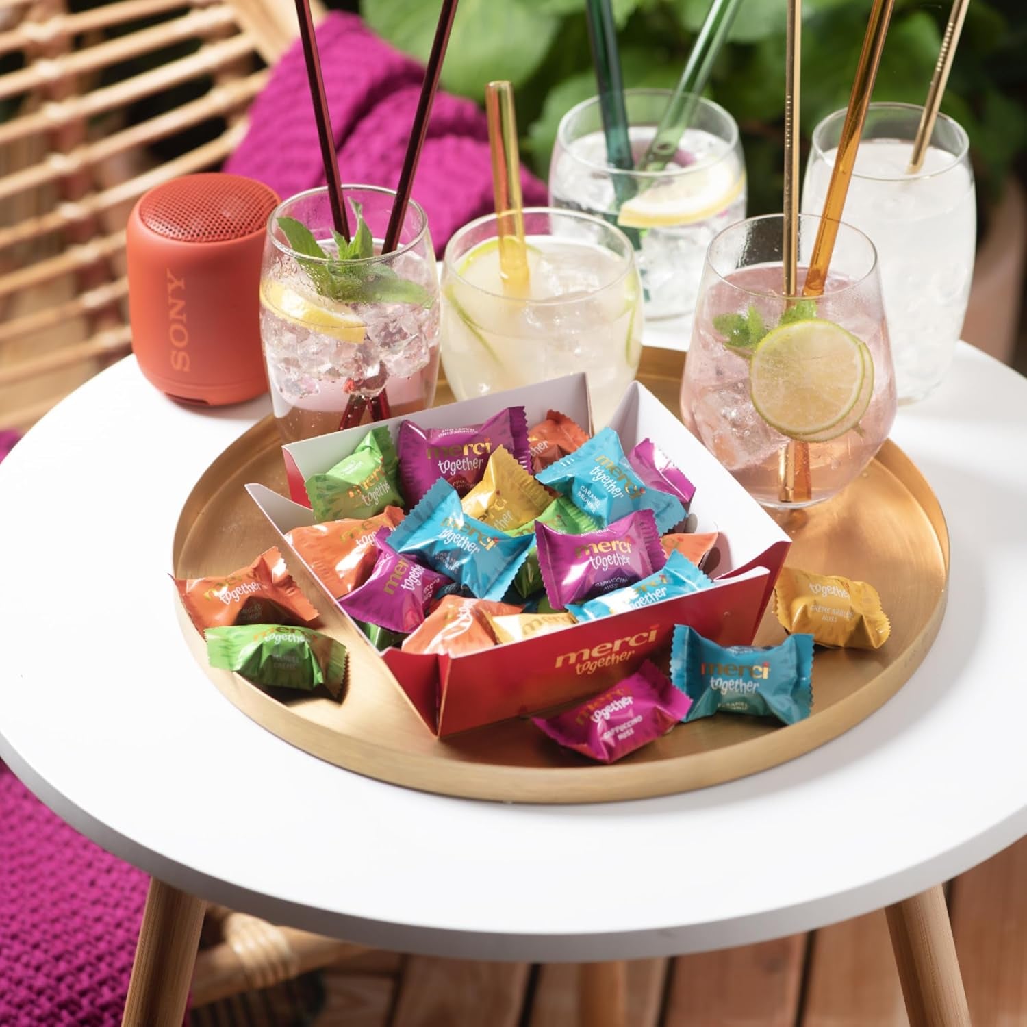 Merci Together - 1 x 175g - Fyldte chokolader i fem varianter med fin mælkechokolade - Chokoladepraliner til at dele og give som gaver