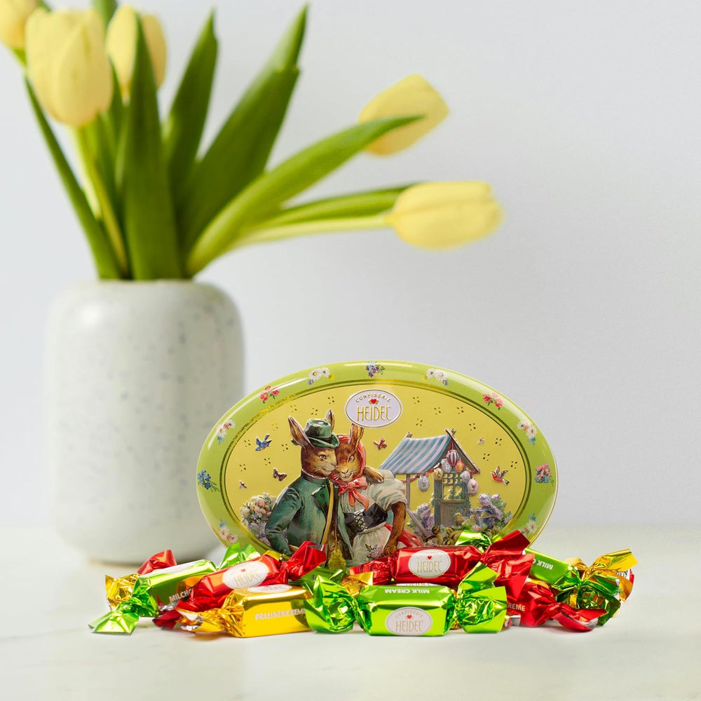 Heidel påskekort gaveæske 183g, premium mælkechokoladepraline med dekorativ metalæske, ideel som påskegave