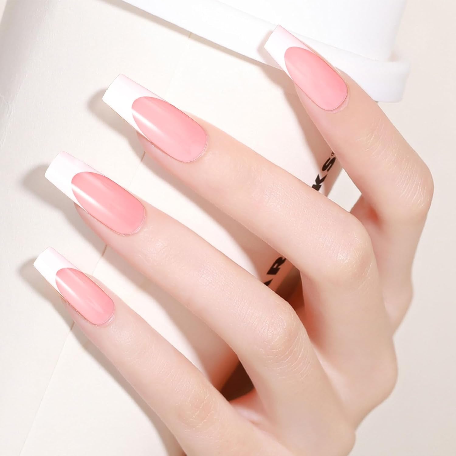 360 de bucăți unghii artificiale unghii franțuzești unghii false dreptunghiulare medii unghii false unghii false naturale DIY vârfuri de unghii false cu pilă de unghii presare pe unghii artificiale pentru doamne și femei