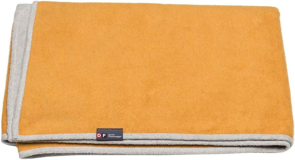David Fussenegger Bomuldstæppe 150X200 Cm Tæppe med farvegradientmønster Fluffy Senge og tæpper David Fussenegger Okker/lysegrå 135X200 Cm