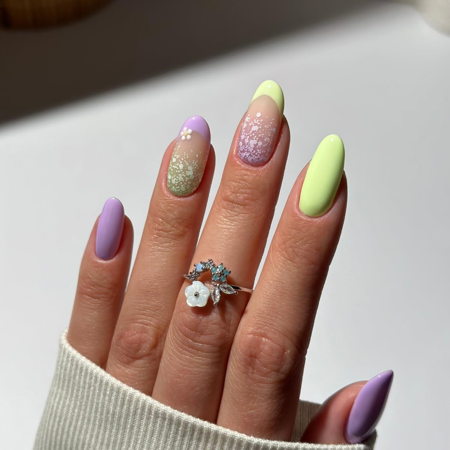 UV neglelak Semilac Hybrid 494 Frosne Pistacienødder 7 ml