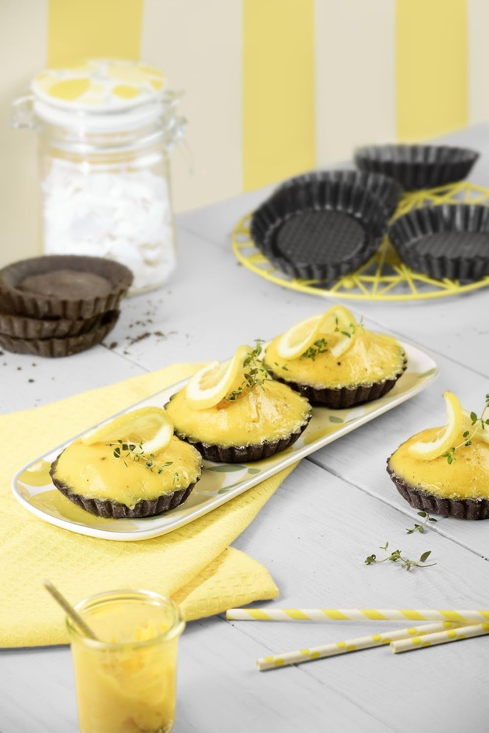 ORIGINAL KAISER Classic Obstbodenform 28 Cm, Obstkuchenform, Gleichmäßige Bräunung & Classic Mini Torteletts 6 Stück, Tartelette Förmchen 10 Cm, Tarteform Klein, Tortelettförmchen Antihaftbeschichte Bageforme og plader Naty Shop