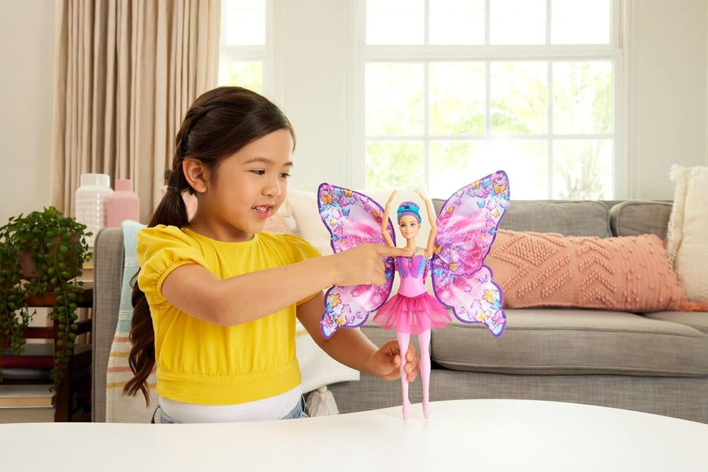Păpușa Barbie Dance And Flutter cu transformare 2 în 1 de la dansatoare la fluture cu aripi care se deschid, păr violet, bijuterii de păr și tutu detașabil, HXJ10 Papusi Naty Shop