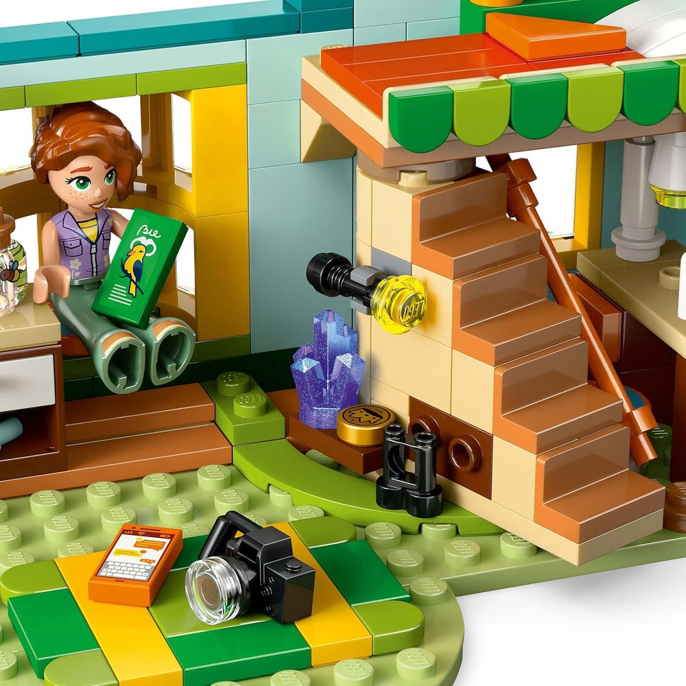 LEGO Friends Autumn's Room Bygge- og legesæt til kreativt rollespil, sæt til piger fra 6 år med 2 minifigurer og en ilderfigur, pædagogisk legetøj 42646 Byggesæt Besuche den LEGO-Store