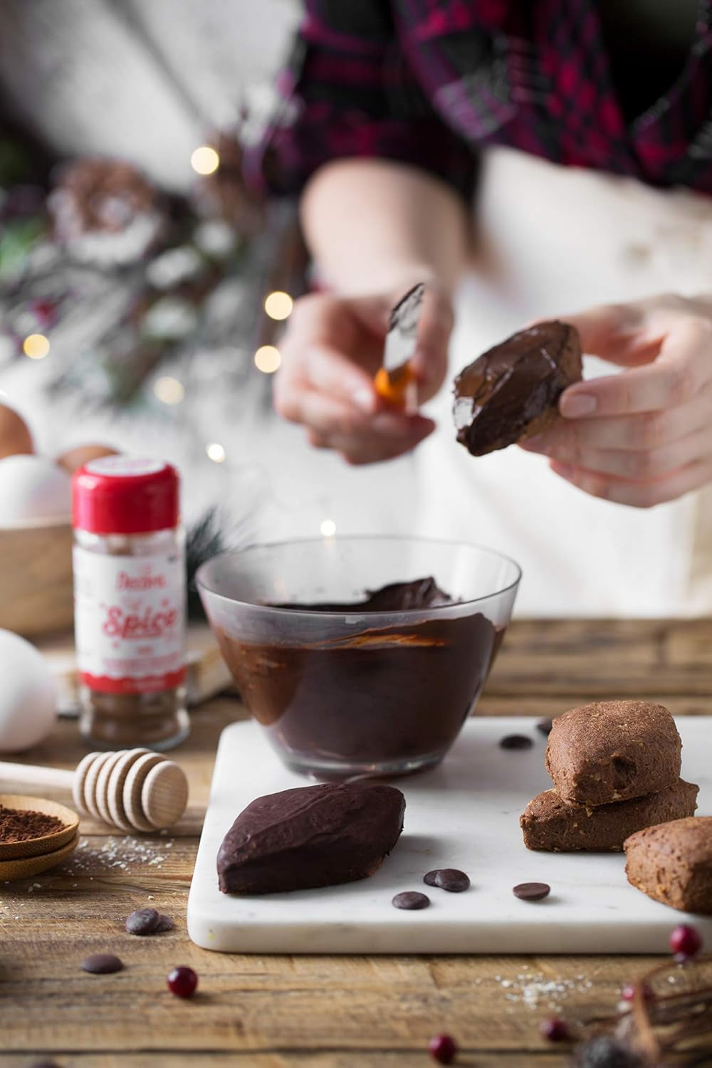 0255085 5 FORME DE BRÂNZĂ PENTRU MOSTACCIOLO DIN PLASTIC, 15x9x4 cm, MARO