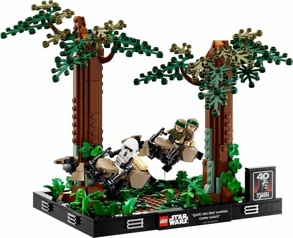 LEGO 75353 Star Wars Pursuit on Endor - Diorama Sæt, Return of the Jedi med Luke Skywalker, Princess Leia & Scout Trooper og Speeder Bikes, 40 års jubilæums byggesæt Besuche den LEGO-Store