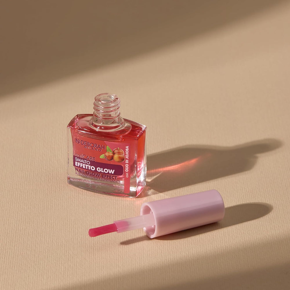 Milano neglelak til skøre negle, skør, skinnende effekt, lysner og forskønner negle, med jojobaolie, forbedrer den naturlige neglefarve, 8,5 ml