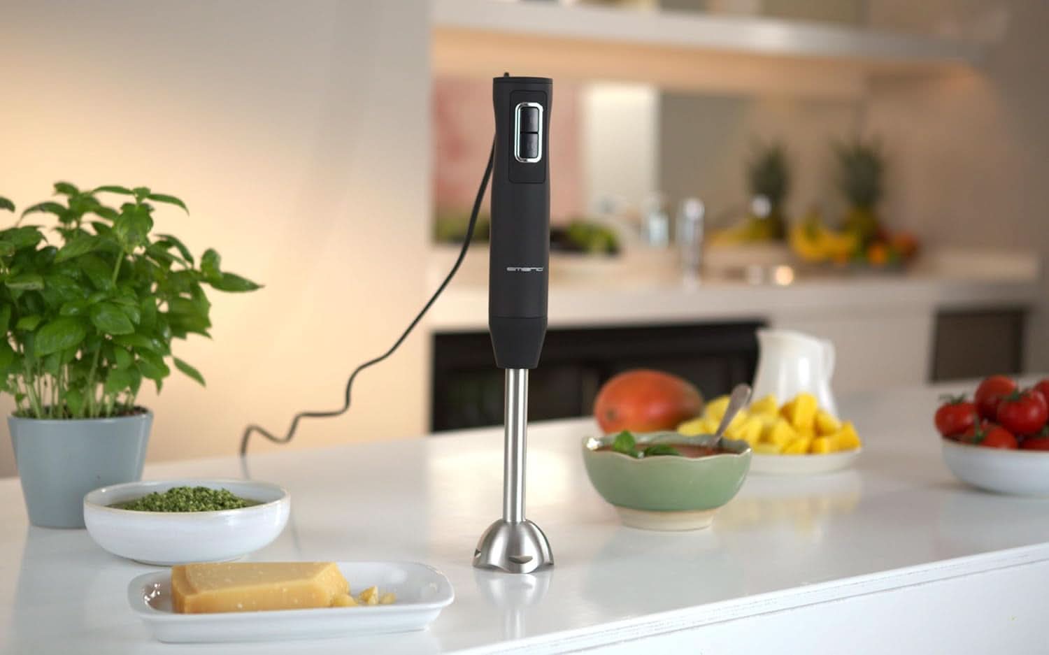 Emerio HB-111446 Stativblander, TESTSIEGER Preis/Leistung, Gummierter Rutschfester Griff, Edelstahl, Bpa-Frei, Schwarz, 250W Kitchen Naty Shop