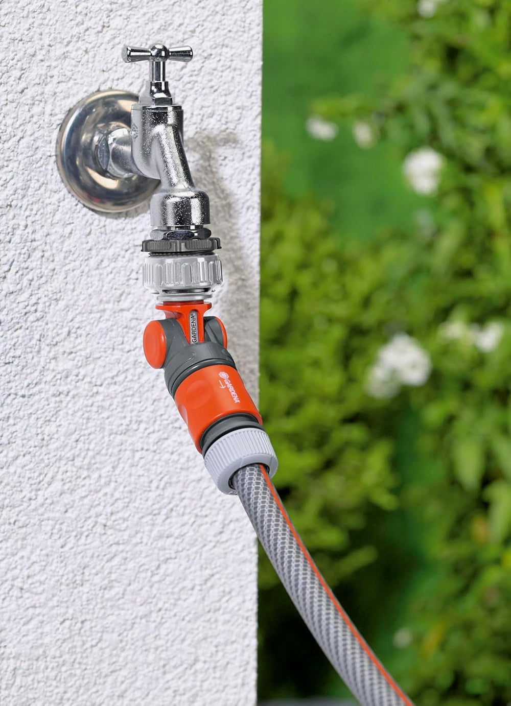 Conector robinet unghiular Gardena: Conexiune pentru robinet de 26,5 mm (G 3/4 inch) cu filet de 33,3 mm (G 1 inch) și robinet de 21 mm (G 1/2 inch) cu filet de 26,5 mm (G 3/4 inch) (2999-20)