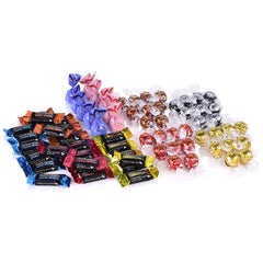 Chokoladesortiment (37 LINDOR-kugler, 24 Hello Mini-pinde, 10 Mini Fioretto), chokoladegave (1 x 815 g) og HELLO Mini Emoti, mælkechokolade i 5 humørikon-designs, 164 g