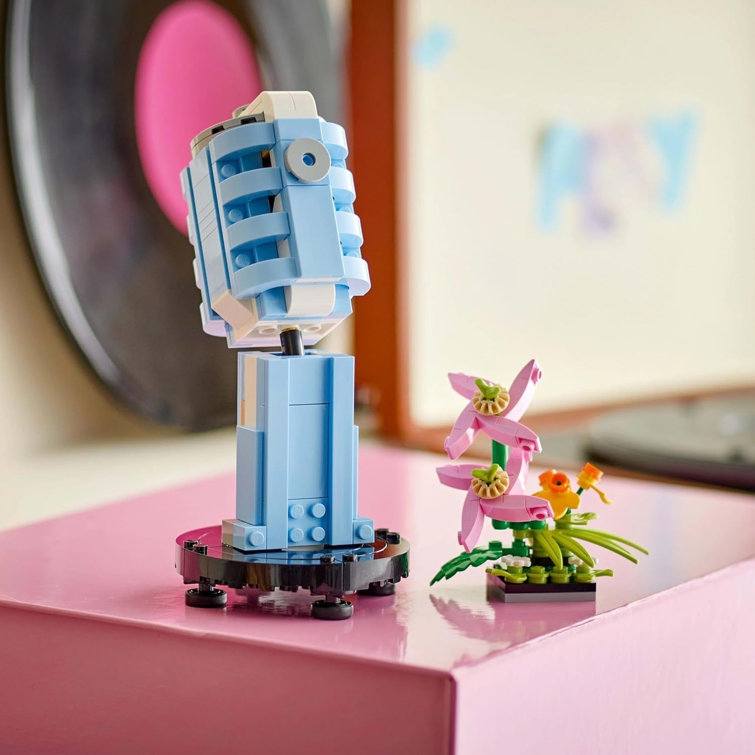 LEGO Creator 3I1 disc-afspiller med blomster - ombyggeligt legetøj til radio eller mikrofon - musiklegetøj til børn - kreativ gaveidé til piger og drenge fra 8 år 31172 Byggesæt Besuche den LEGO-Store