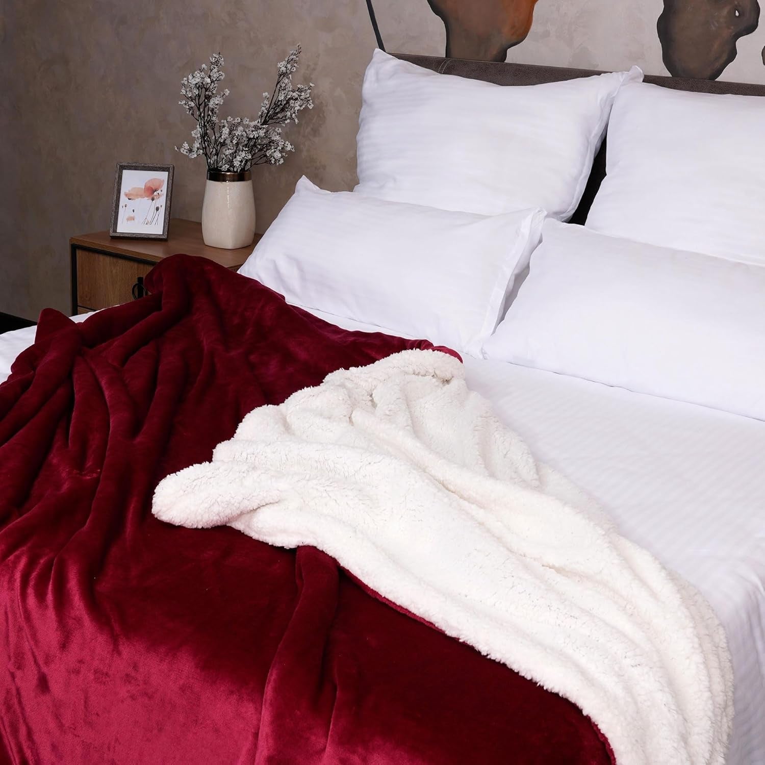 Komfortec hyggetæppe 150X200 Cm, Oeko-Tex certificeret fluffy fleece tæppe, varmt sherpa tæppe til sofaen, tykt tæppe til sofaen, bordeaux senge og tæpper Besuche den Komfortec-Store