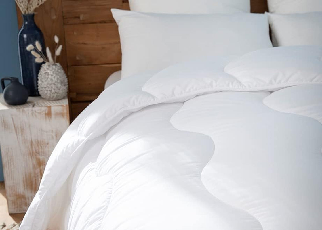 Abeil Couette Douceur Et Fraicheur Blanc Quilt Feran Ice Blød og Frisk, Hvid, 240 X 260 Cm, Polyester, 240X260 Dyner og dyner Naty Shop