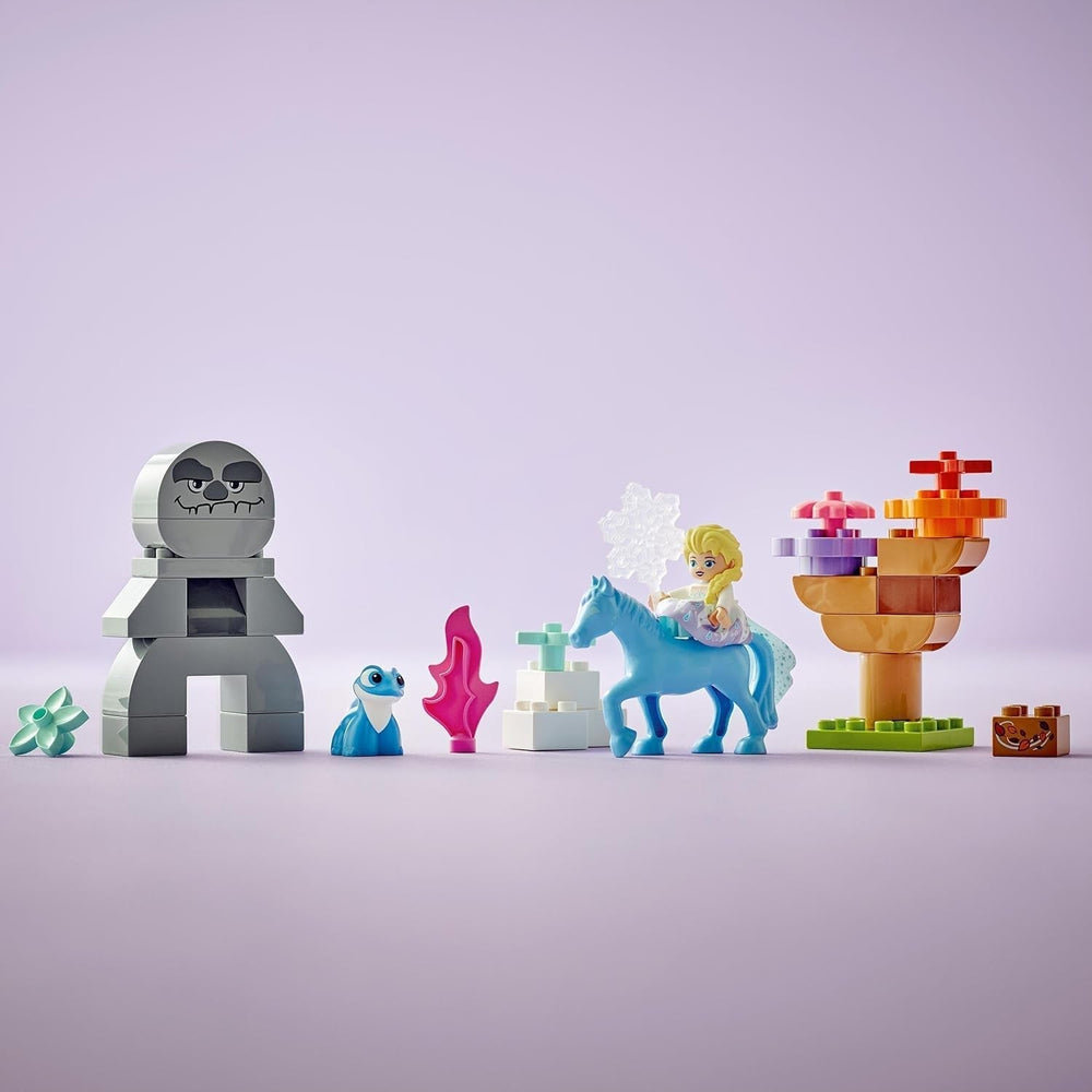 LEGO DUPLO | Disney ELSA og Bruni i den fortryllede skov, isdronning 4 figurer legetøj til 2-årige, førskolegave til piger og drenge 2+ år, baseret på frosne 2 10418 byggesæt Beuche den LEGO-Store