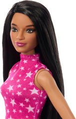 Păpușa Barbie Fashionistas nr. 215 cu păr negru drept, top roz cu model în formă de stea și fustă iridescentă, păpușă de modă de colecționat cu ocazia celei de-a 65-a aniversări, HRH13 Papusi Naty Shop