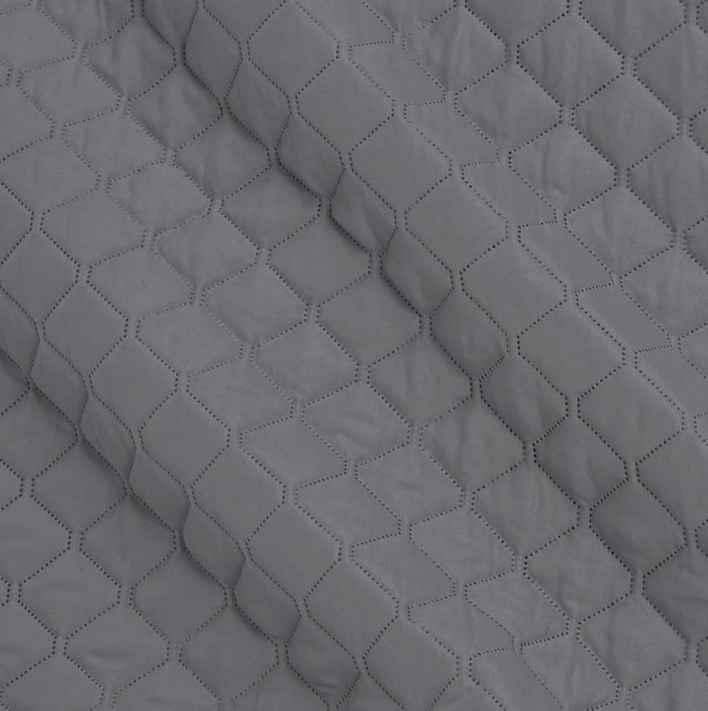 Amazon Basics oversized dyne med relief, 170 X 210 cm, mørkegrå diamantmønster Senge og tæpper Besuche den Amazon Basics-Store