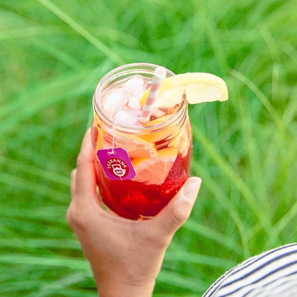 Ceai Teekanne Frio în pachet de 6 fructe, sortimente: zmeură-lămâie, coacăze-lămâie, piersică-maracuja, rubarbă-cireșe, ceai rece lămâie &amp; piersică, câte 18 pliculețe de 2,5 g fiecare