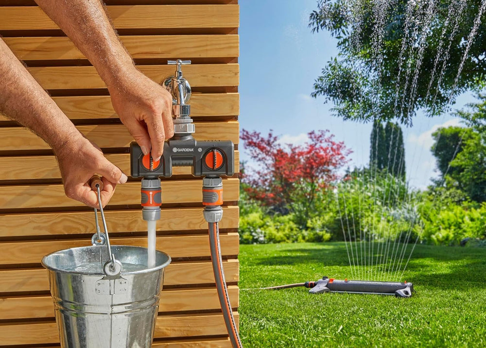 Distribuitor Gardena cu 2 căi: Opțiune de conectare pentru 2 dispozitive la robinet, compatibil cu computerele și temporizatoarele de irigații Gardena, debitul de apă poate fi reglat și oprit (8193-20)