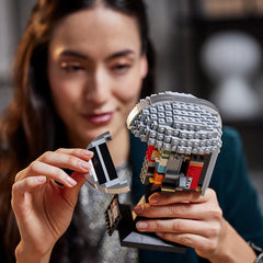 LEGO Star Wars Mandalorian hjelm model, rum dekoration samling og en vidunderlig gave til voksne, kit, mænd, kvinder, mor, far, samling gaveidé 75328 Byggesæt Besuche den LEGO-Store