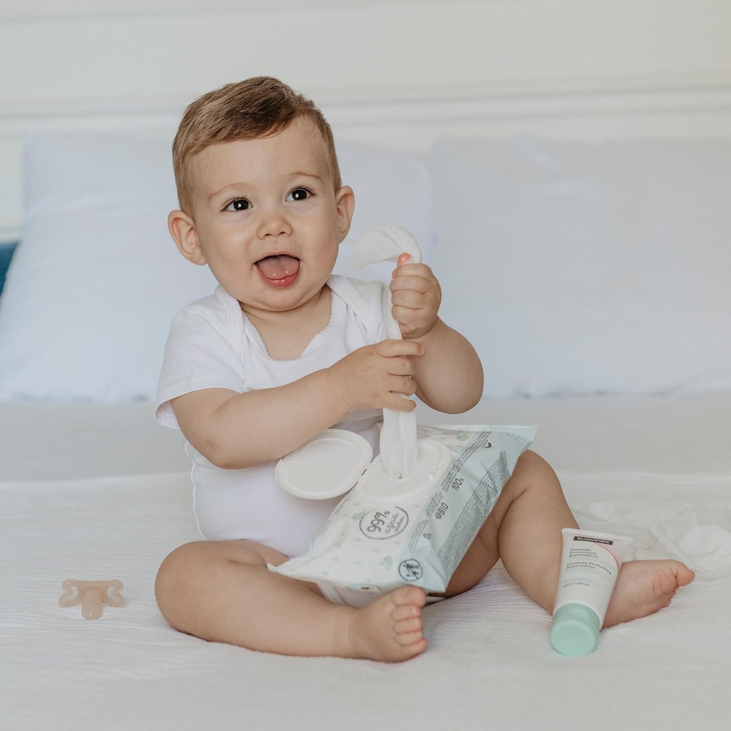 Suavinex Aqua Care Baby Vådservietter 60 Antal renseservietter 99% Vand Plantefiber Aloe Vera Duftfri Alkoholfri Dermatologisk testet Velegnet til følsom hud