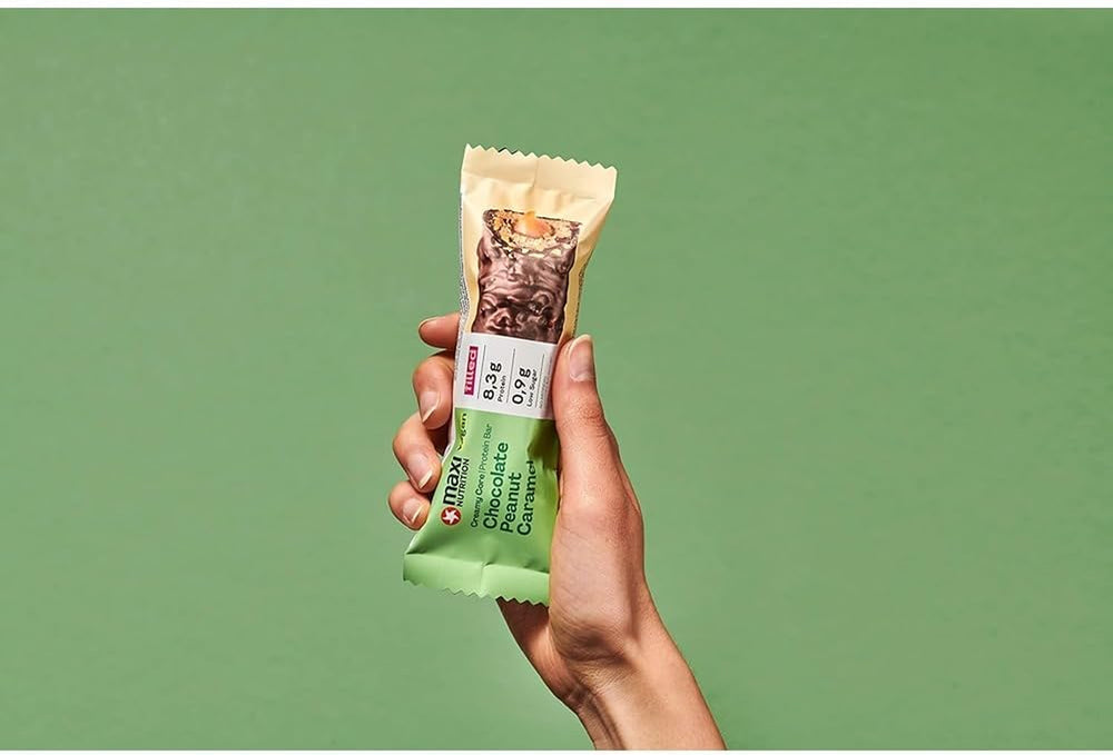 MaxiNutrition Cremet vegansk proteinbar med chokolade, peanuts og karamel 12x45g - vegansk proteinbar, 18% protein, 8,3g pr. bar, lavt sukkerindhold (0,9g), uden tilsat sukker, ingen kunstige smagsstoffer