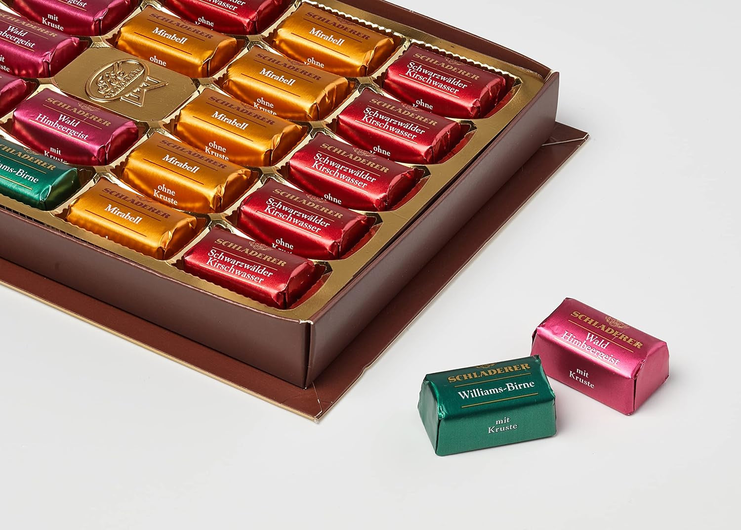 RCP Schladerer Pralines, fint sortiment, mælk og mørk chokolade, med og uden sukkerskorpe, flydende fyld, indeholder alkohol, fantastisk gave, 255g