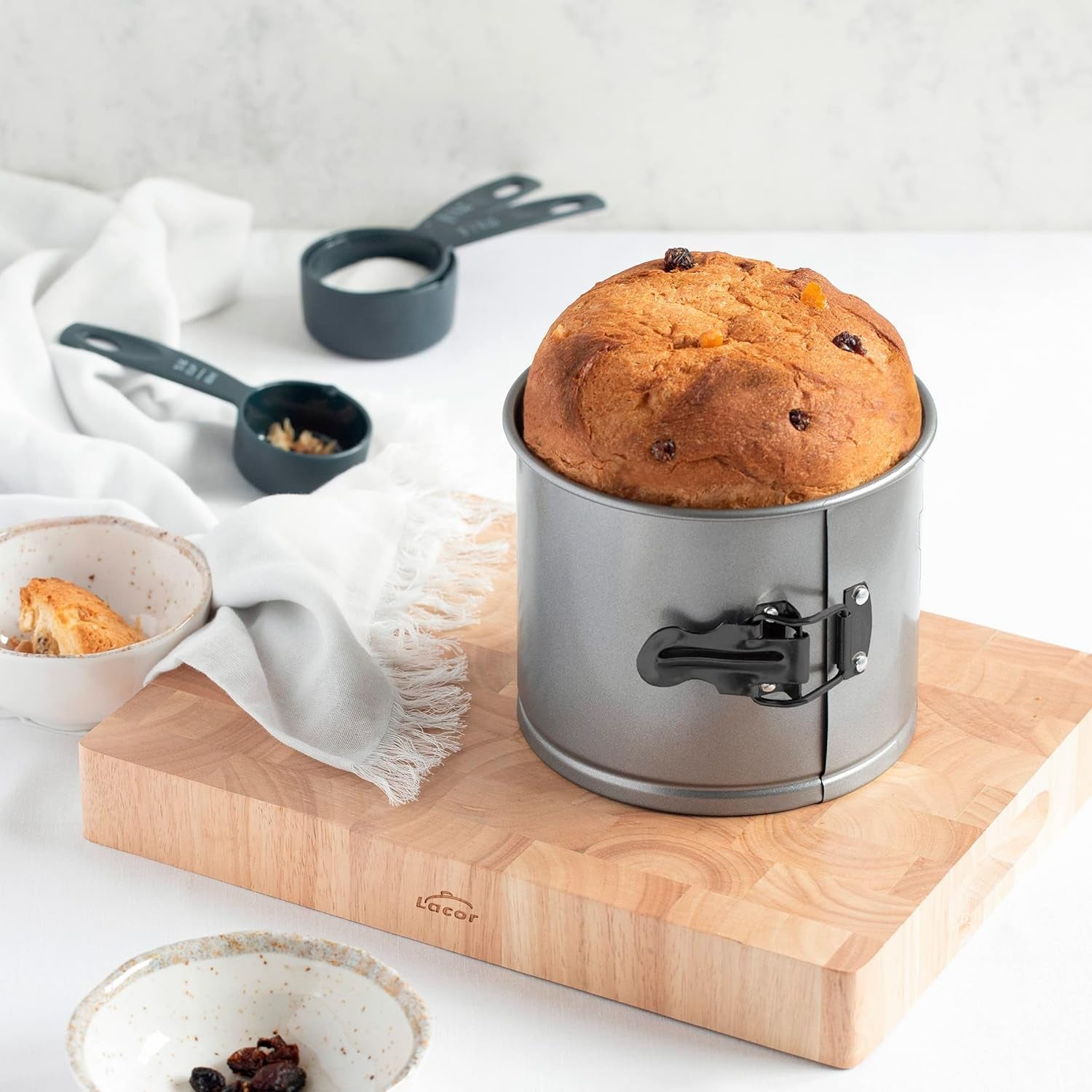 Panettone form, aftagelig, kulstål, non-stick, diameter 16 cm, volumen 2 liter Bageforme og plader Naty Shop