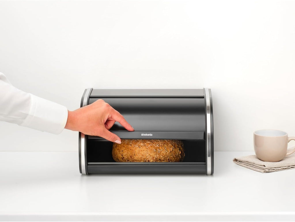 Brabantia roll bread box - Cutie de depozitare compactă pentru pâine, covrigi și rulouri pe blatul de lucru, cu capac plat, oțel durabil - dimensiune medie - negru mat Cutii depozitare alimente Naty Shop