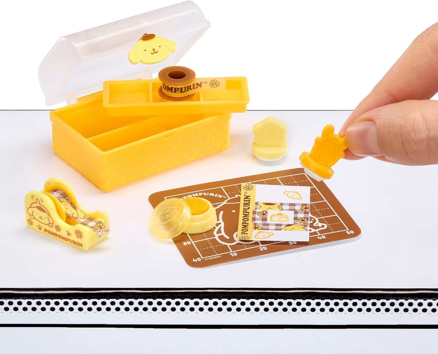 Miniverse MGA Make It Mini Hello Kitty and Friends Seria 3 – Mini obiecte de colecție, Sanrio, replici retro de papetărie, artizanat, DIY, pentru colecționari și copii cu vârsta de 8 ani și peste