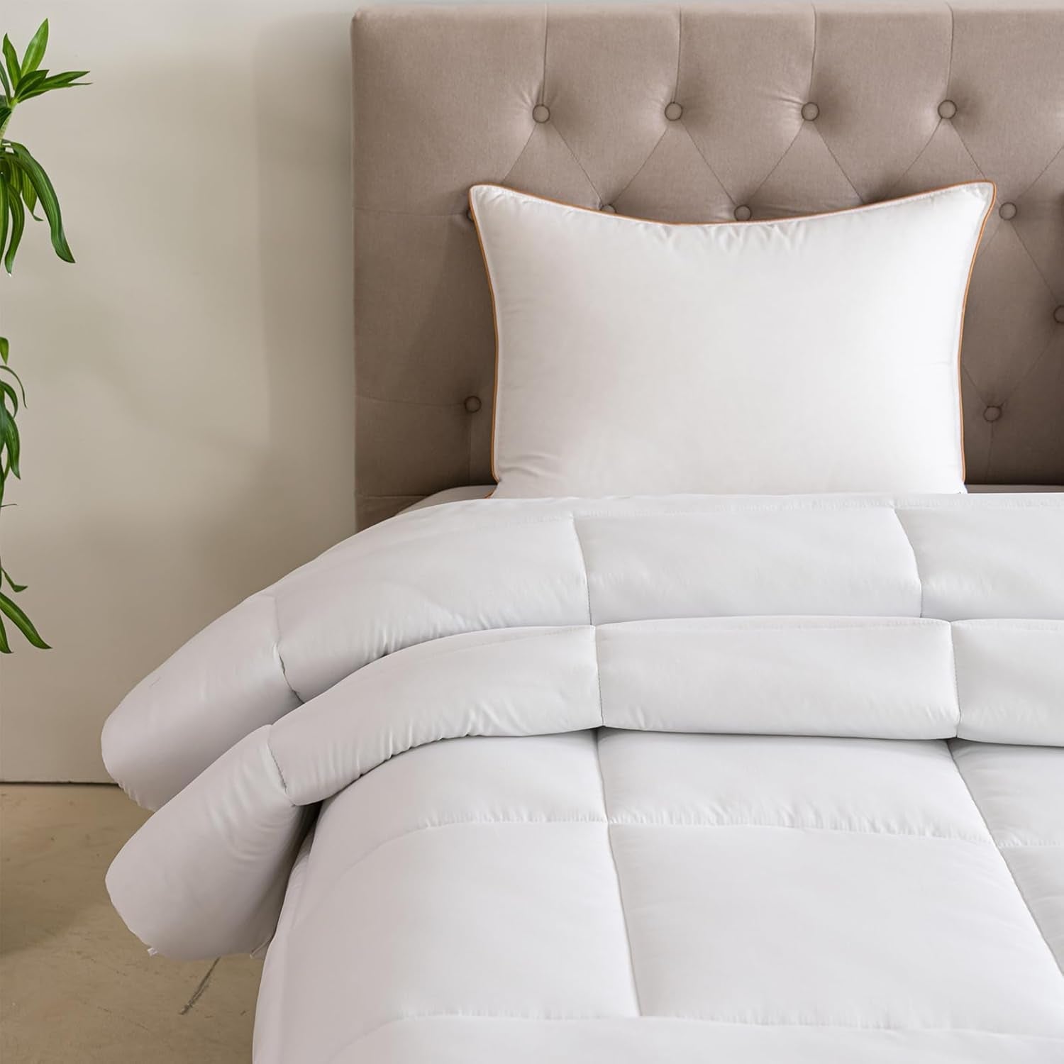 Good Nite Winter Duvet 200X200 Cm 460Gsm Plapumă caldă pentru lenjerie de pat de iarnă Plapumă matlasată cu umplutură din poliester Microfibre Pătură de dormit alb 200X200Cm Plapumi si pilote Naty Shop