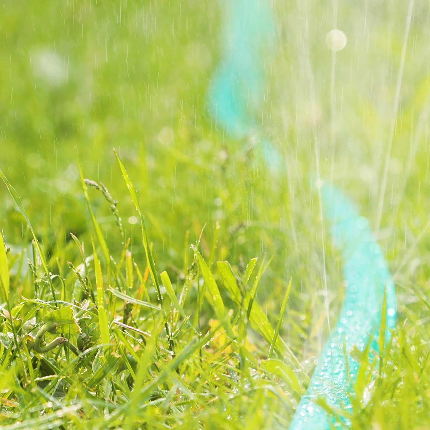 Furtun de irigare Relaxdays, furtun plat pentru grădină, cu orificii, gata de conectare, 8 metri, verde, 1 bucată, plastic