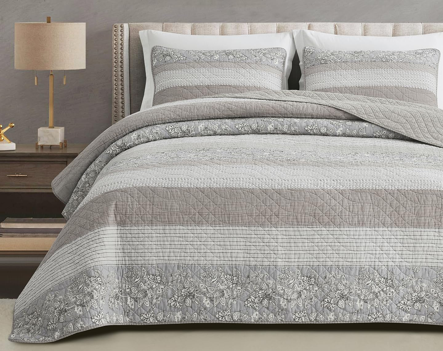 Chezmoi Collection Addy Patchwork Quilt Sæt Forvask Bomuld Letvægts Vendbar All Seasons Oversized 3 dele Navy White Grå Taupe Plaid Quilts & Quilts Naty Shop Hibiscus Patchwork Stripes Taupe Twin