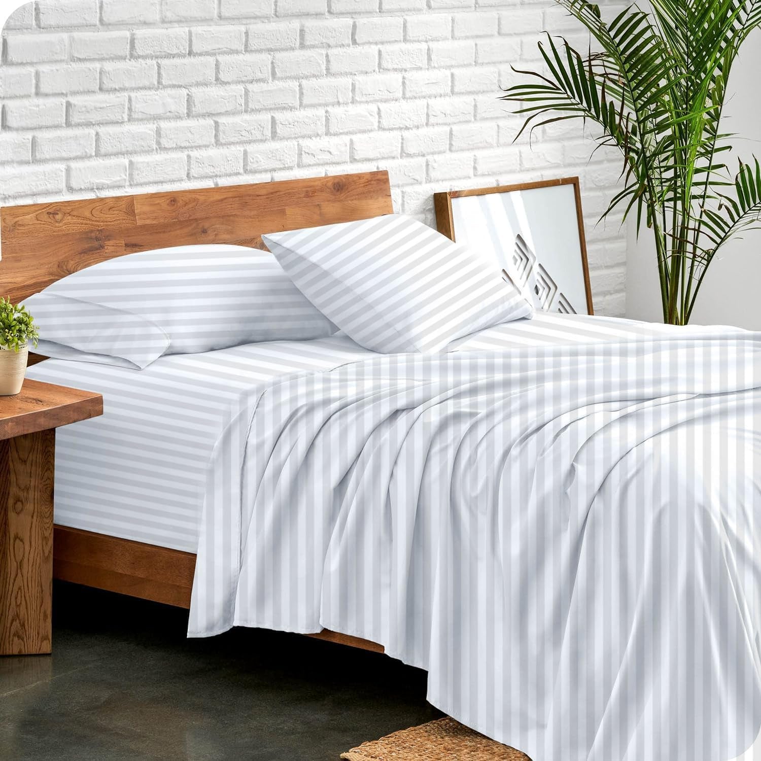 Pernă Silentnight Deep Sleep Perne standard Naty Shop Alb cu dungi Regina