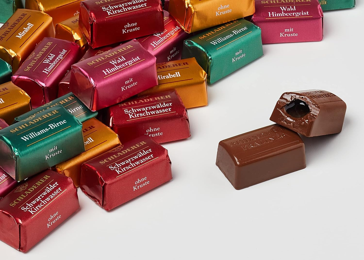 RCP Schladerer Pralines, fint sortiment, mælk og mørk chokolade, med og uden sukkerskorpe, flydende fyld, indeholder alkohol, fantastisk gave, 255g