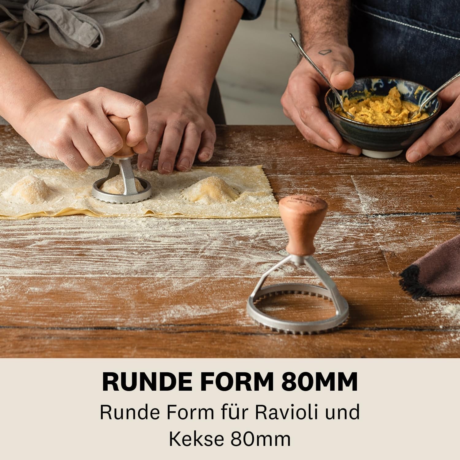 Formatoare de ravioli și fursecuri Marcato, aparat de ravioli, forme de fursecuri, lemn masiv și aluminiu turnat, fabricate în Italia, ștampilă rotundă de 80 mm