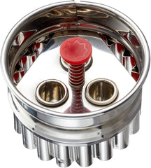 Städter 966056 Formă de biscuiți Linzer cu ejector, 3 găuri, oțel inoxidabil, argintiu/roșu, 4,8 x 4,8 x 4,8 cm