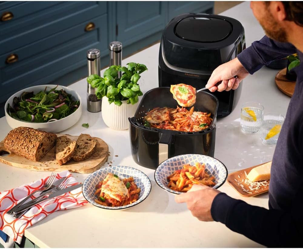 Russell Hobbs Heißluftfritteuse XXL 8L Rapid Airfryer [Kompaktes Gehäuse,7 Kochfunktionen,10 Program] Satisfry (Spülmaschinenfest, Max 220°C, Fritteuse Ohne Oel, Grillen, Backen, Braten) 27170-56 Naty Shop